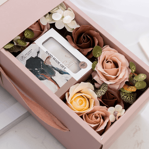 Exquisite Forever Rose flowers Gift Box with Hand Made Special extra Gift